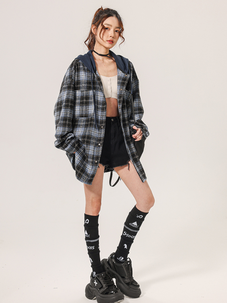 Loose-Fit Buttoned Plaid Hooded Shirt